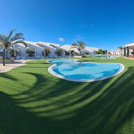 Hotel Malibu Park 아데제 외부 사진