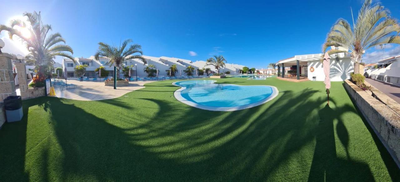 Hotel Malibu Park 아데제 외부 사진