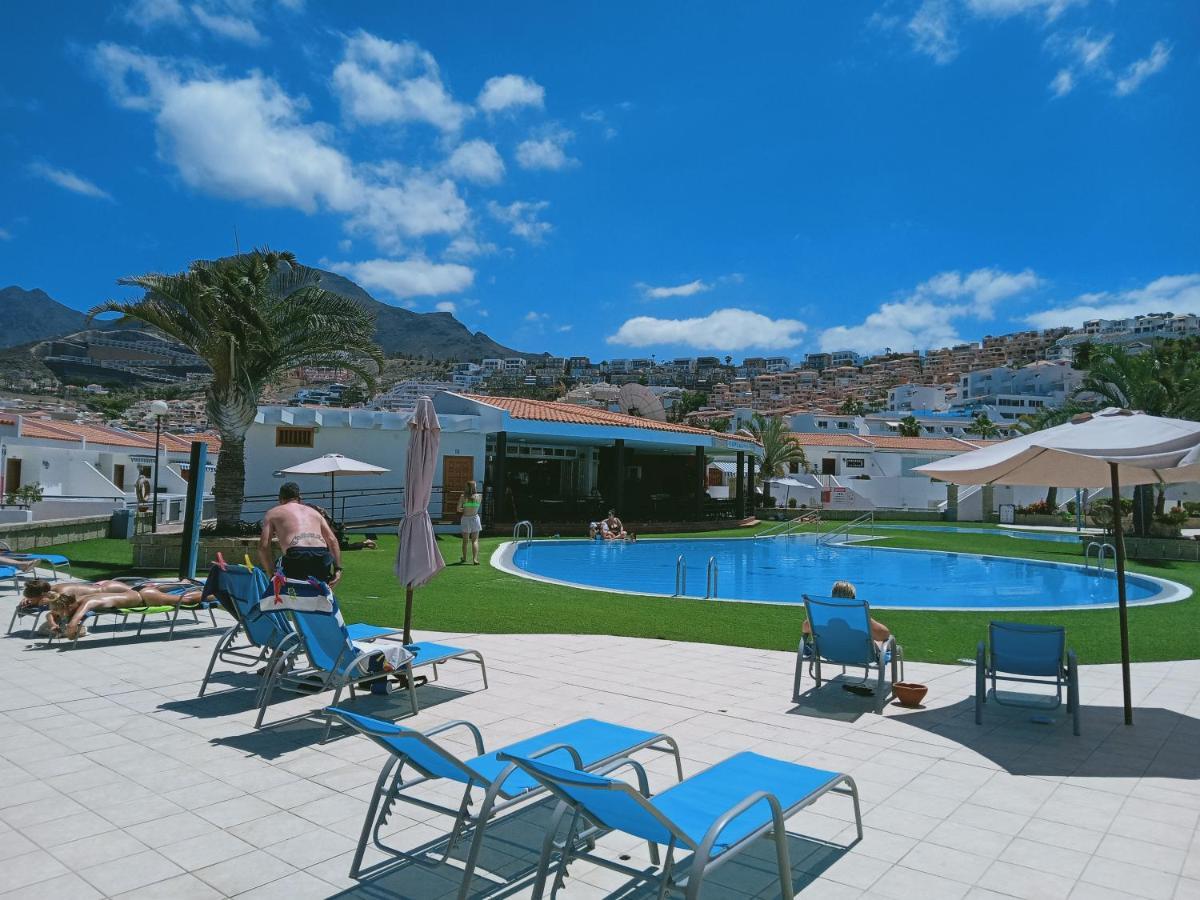 Hotel Malibu Park 아데제 외부 사진