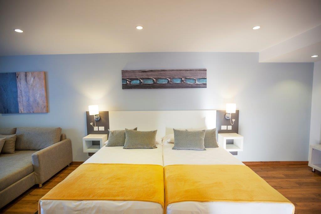 Hotel Malibu Park 아데제 외부 사진